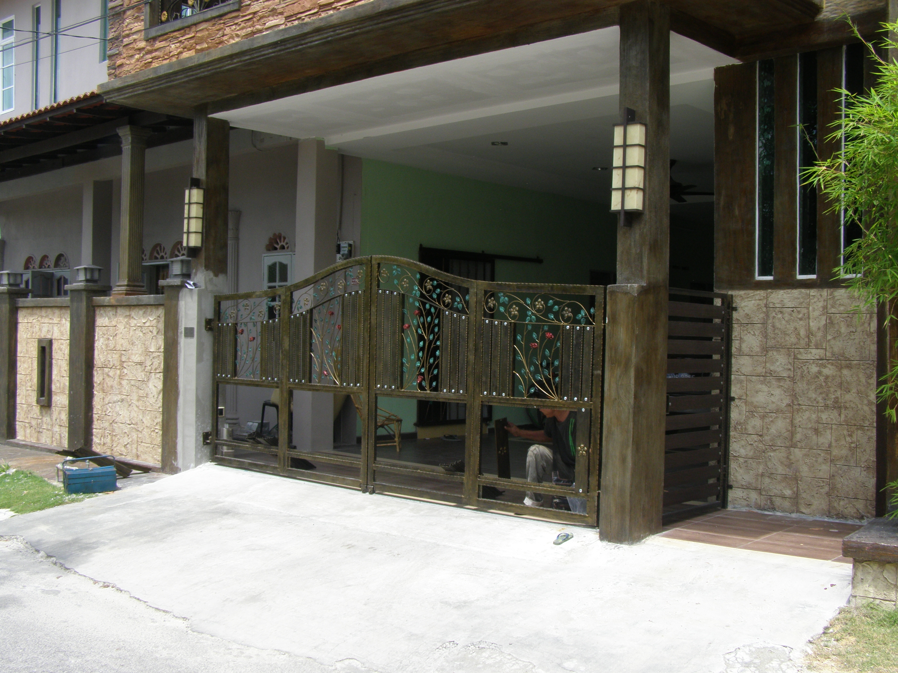 Exterior auto gate project 2